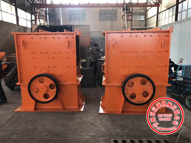 方廂錘式破碎機 方廂錘式破碎機